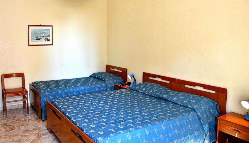 Hotel A-14 مودونيو الغرفة الصورة